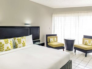Room & Suite