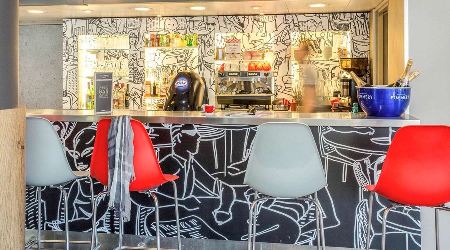 Bar Lounge