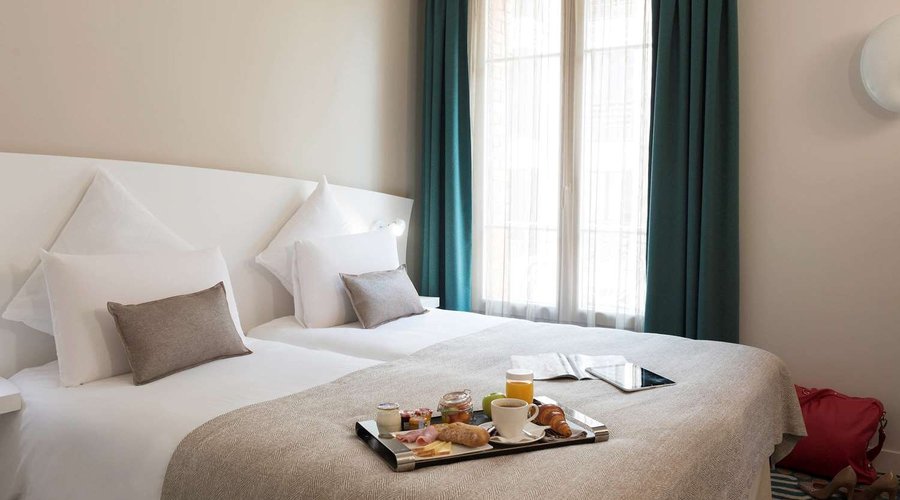 Guest room