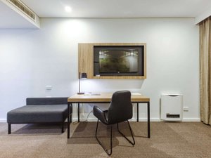 Room & Suite