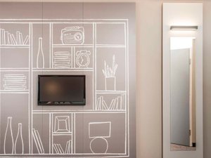 Room & Suite