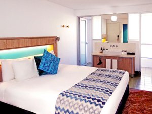 Room & Suite