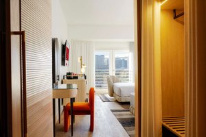 Room & Suite