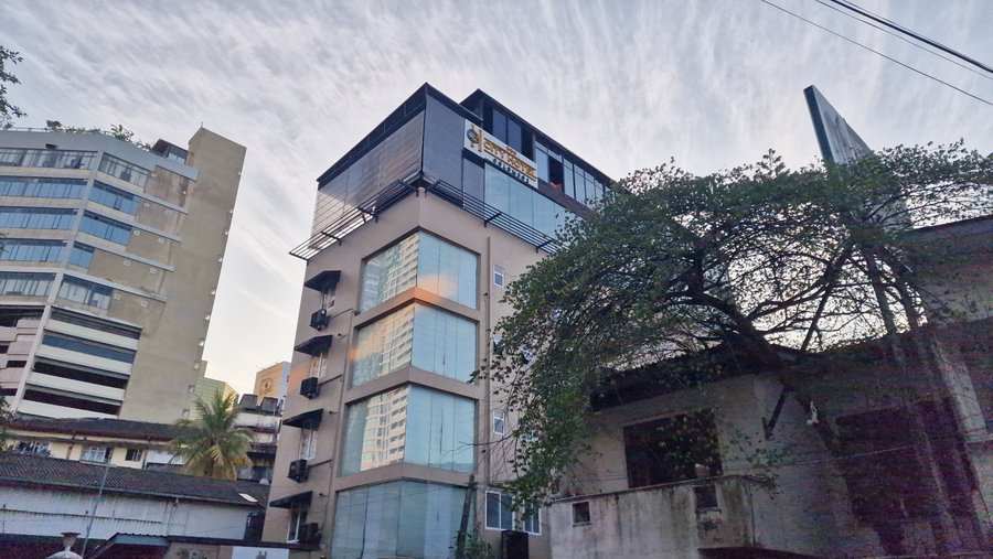 La fachada del hotel