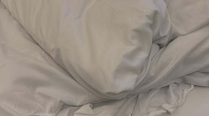 sheet to protect me from cold
