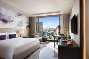 Room & Suite