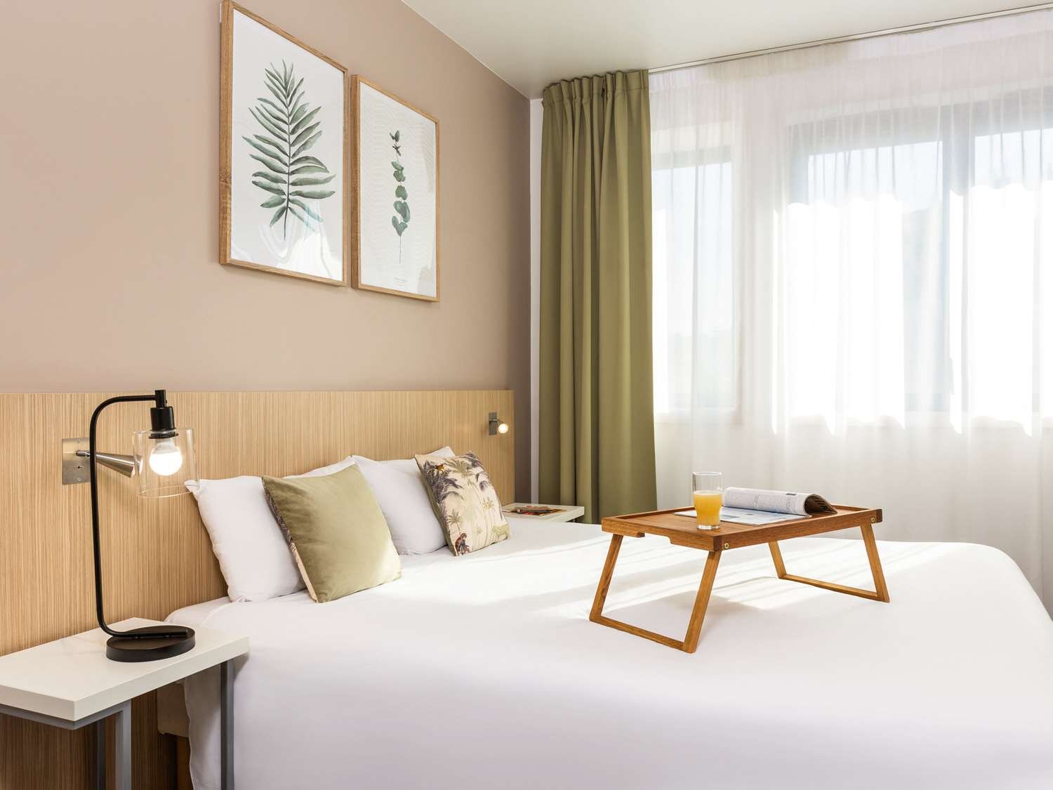 APARTHOTEL ADAGIO ACCESS PARIS REUILLY - Prices