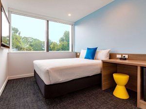 Room & Suite