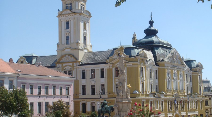 Pécs, pza Széchenyi, Városháza (Municipio) (H)