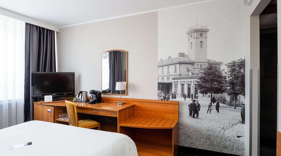Guest room