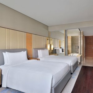 Guest Room, Two Twin Beds