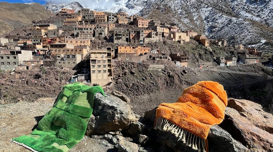 Moroccan rugs are handwoven textiles traditionally made by Berber tribes in Morocco. They come in various styles, each with its own history, patterns, and weaving techniques. Some of the most well-known types include: