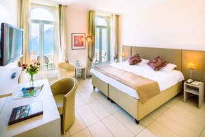 Room & Suite