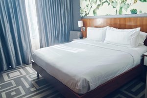 Room & Suite