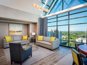Room & Suite