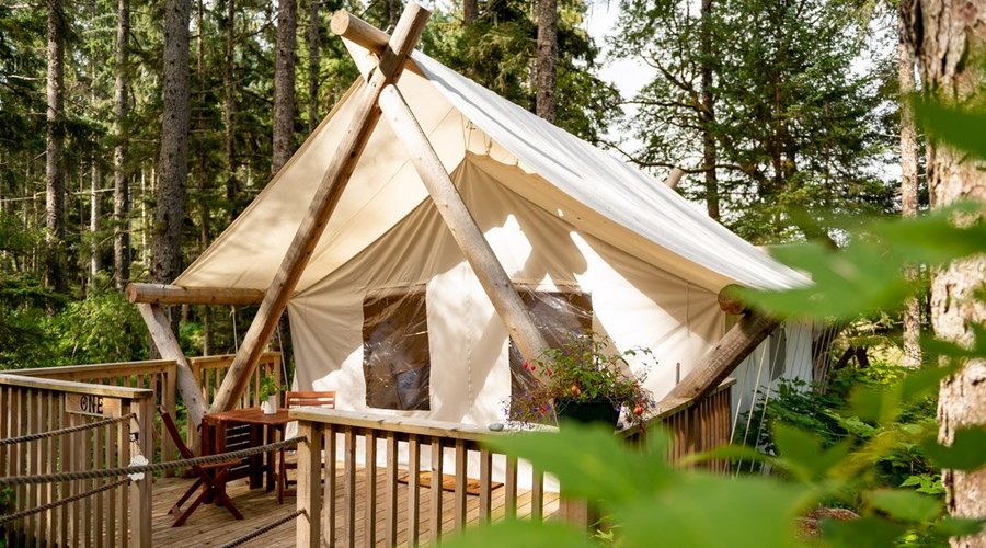 Every room has a balcony, a mosquito net, and drapes for full privacy. 