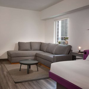 First Class Family Livingroom