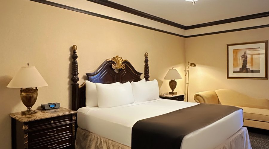 The Lucerne Junior Suite Bedroom