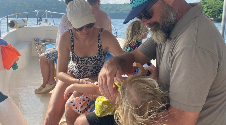 Trip today with Australia guest and france guest trip to manta bay