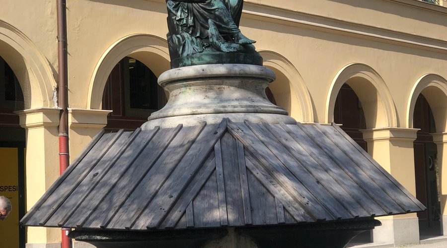 Brunnenfigur