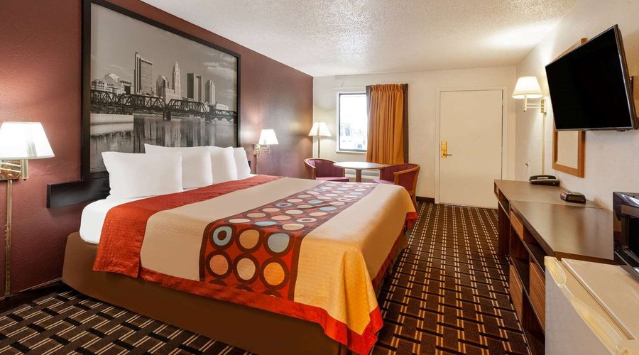 Guest room