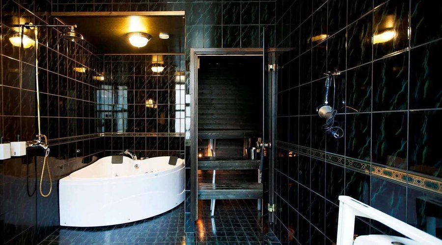 Superior Jacuzzi badrum