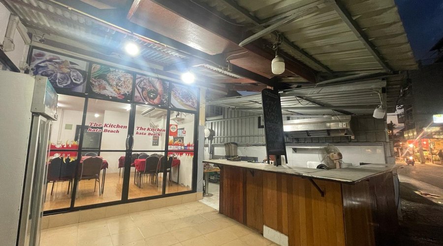 Open kitchen @ the kitchen kata beach