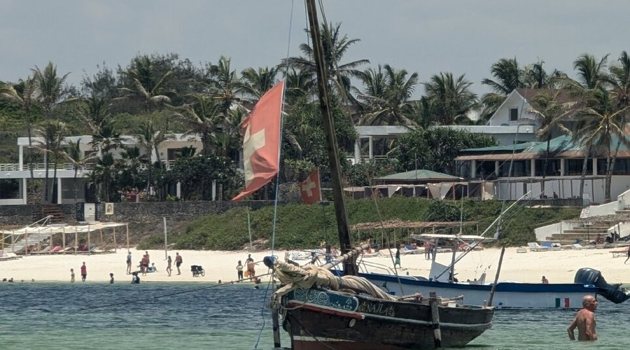 Awesome Experience 🙏🏼 Good Seafoods, turquoise water and only good vibes 🇰🇪 Hakuna Matatu