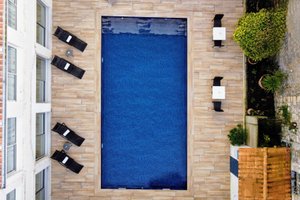 Piscine et plage