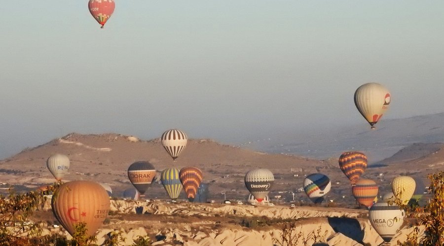 CAPADOCIA HOT AIR BELLONS.