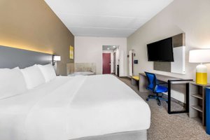 Room & Suite