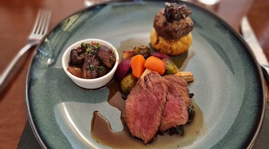 Main - Trio of venison with local vegetables - all 3 elements perfectly cooked