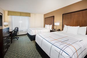 Room & Suite