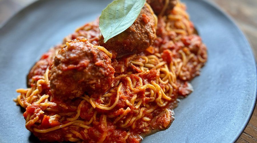 Tagliolini con polpette ( meatballs)