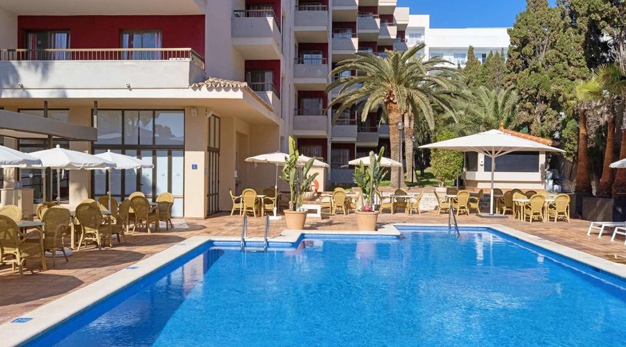 Pool - outdoor