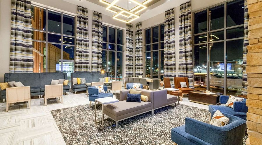 Spacious lobby with sitting area