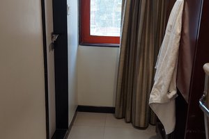 Room & Suite