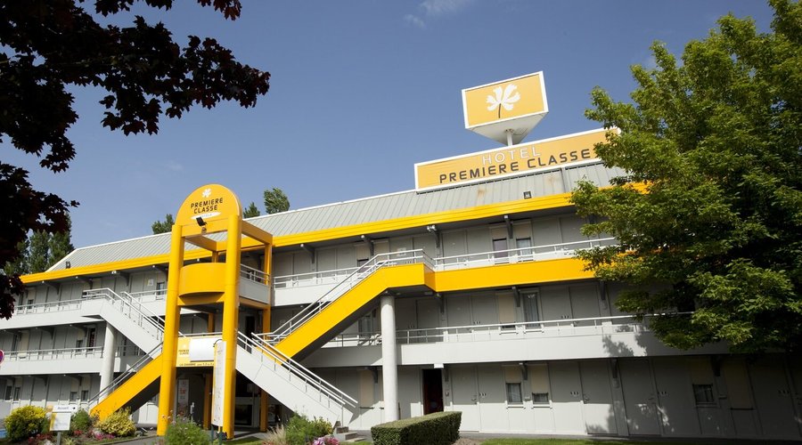 Premiere Classe Exterior View