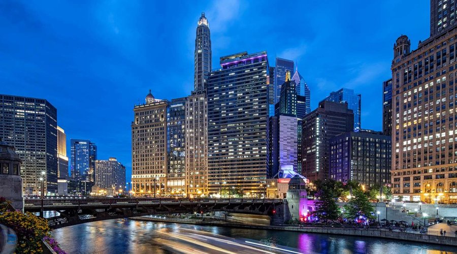 Evening at Royal Sonesta Chicago Downtown