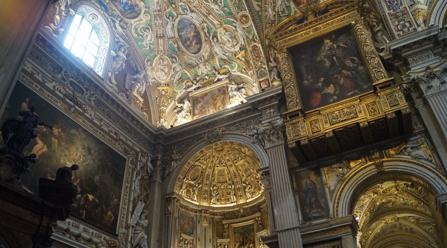 Interni della basilica
