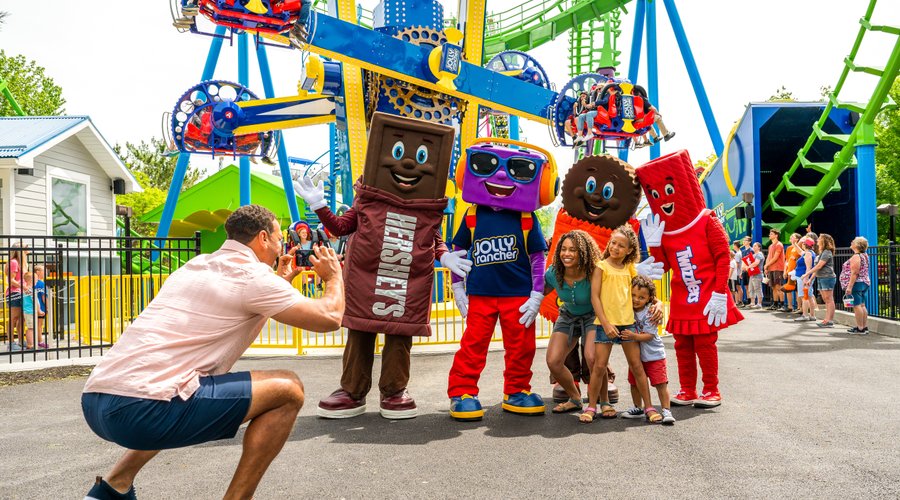 Hersheypark Characters
