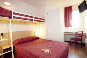 Room & Suite