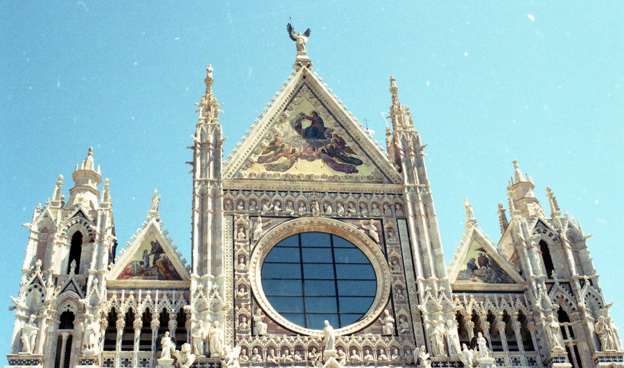Siena - Cattedrale S. M. Assunta (Duomo) da Pzza Duomo (Si)