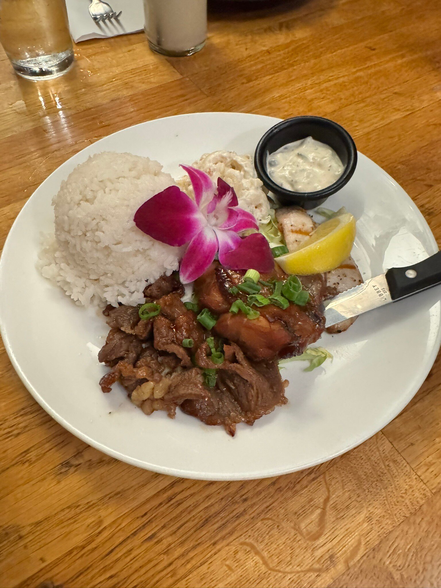 ALOHA MIXED PLATE, Lahaina - Restaurant Reviews, Photos