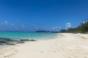Pool & Beach