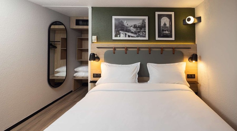 Campanile Nature - Aix les Bains - Standard Room - Queen Bed