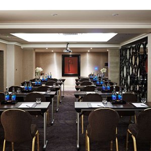 Meeting Room - Cromwell Suite