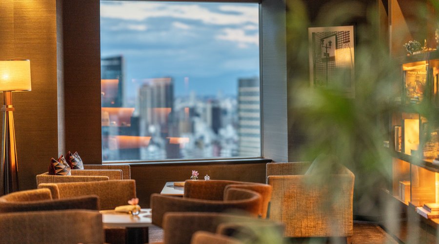 35FL. Club InterContinental Lounge