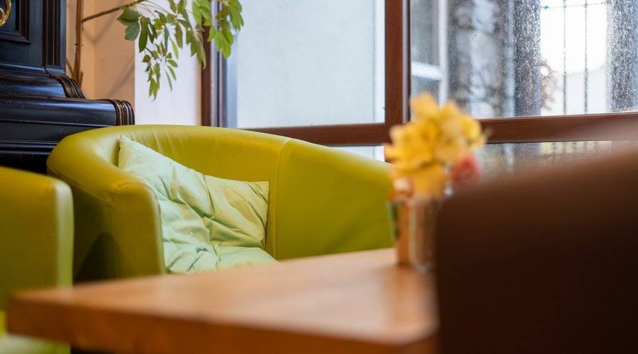 Beautiful & comfortable surroundings await you at Castle View Café.