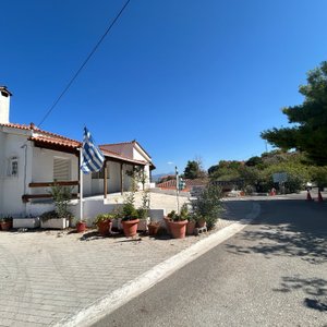 ingresso che sembra largo